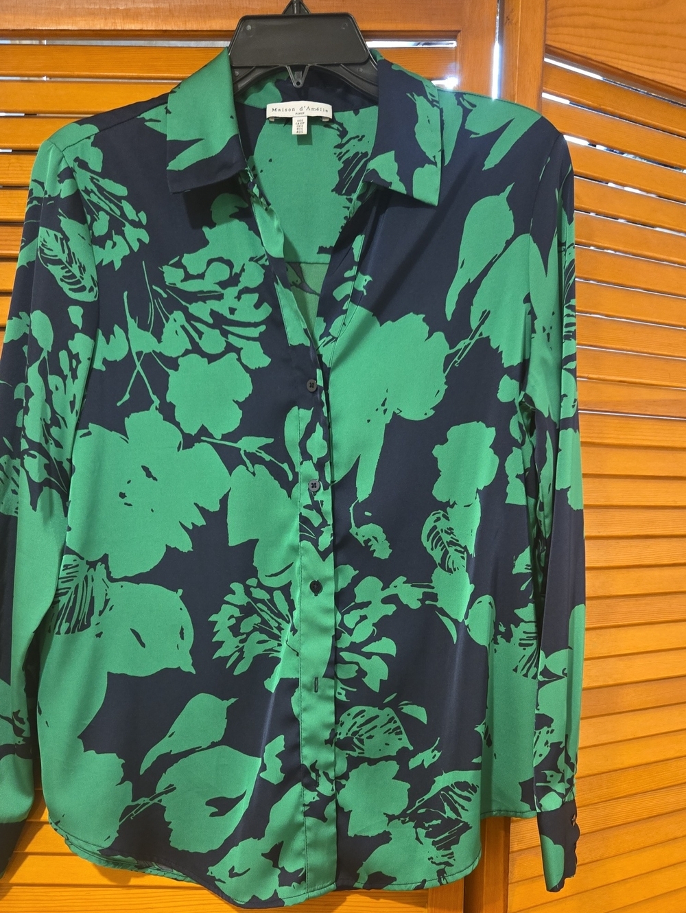 Michele D'Amato Green Floral Button-Down Shirt